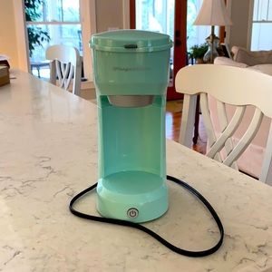 Frigidaire single serve coffee maker